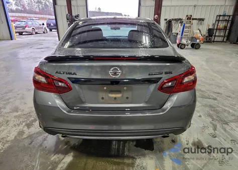 2018 Nissan Altima 2.5 z USA, uszkodzony, nr VIN 1N4AL3AP9JC253977
